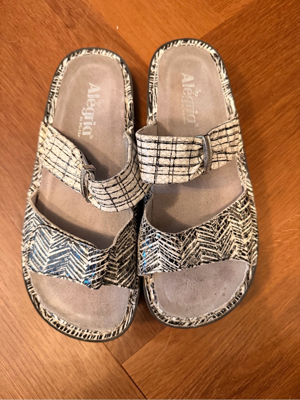Alegria Size 38 Black White Leather Slide Sandals Adjustable Straps